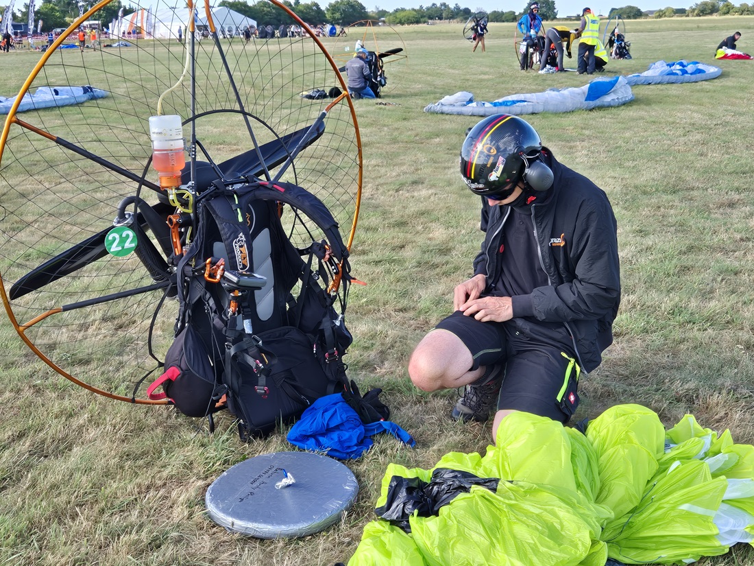 1st FAI World Paramotor Endurance Championships Paramotor Bene Bos